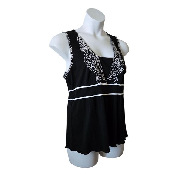 Ann Taylor Black Tunic Tank • White Floral Embroidery • Comfy Stretch • Size XL - Picture 2 of 9